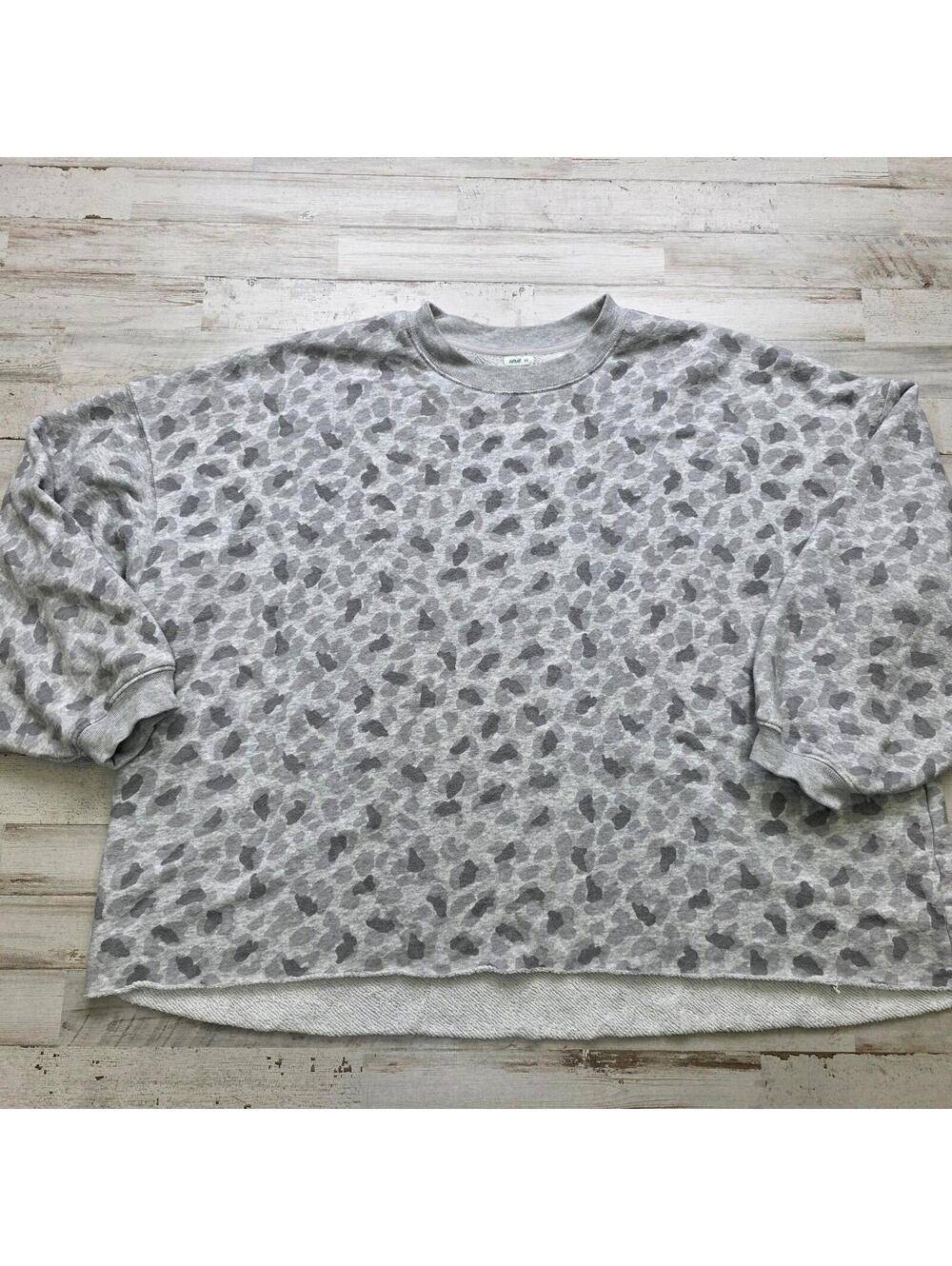 Aerie Cropped Desert Gray Leopard Print Oversized Crewneck Sweatshirt Size SM